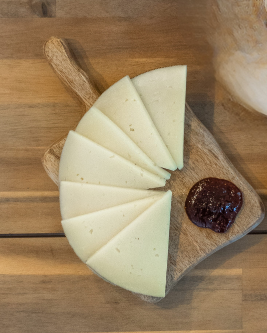Cuña de queso puro de oveja